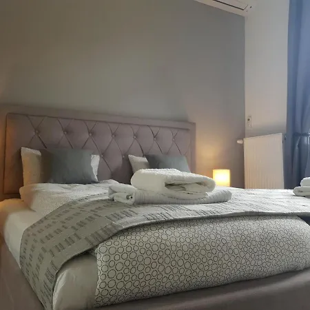 Apartment Luxurious With Balconies In Downtown Bp