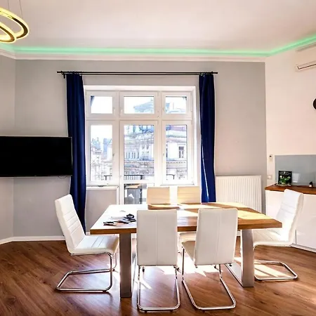 דירה Luxurious With Balconies In Downtown Bp