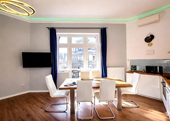 Appartement Luxurious With Balconies In Downtown Bp